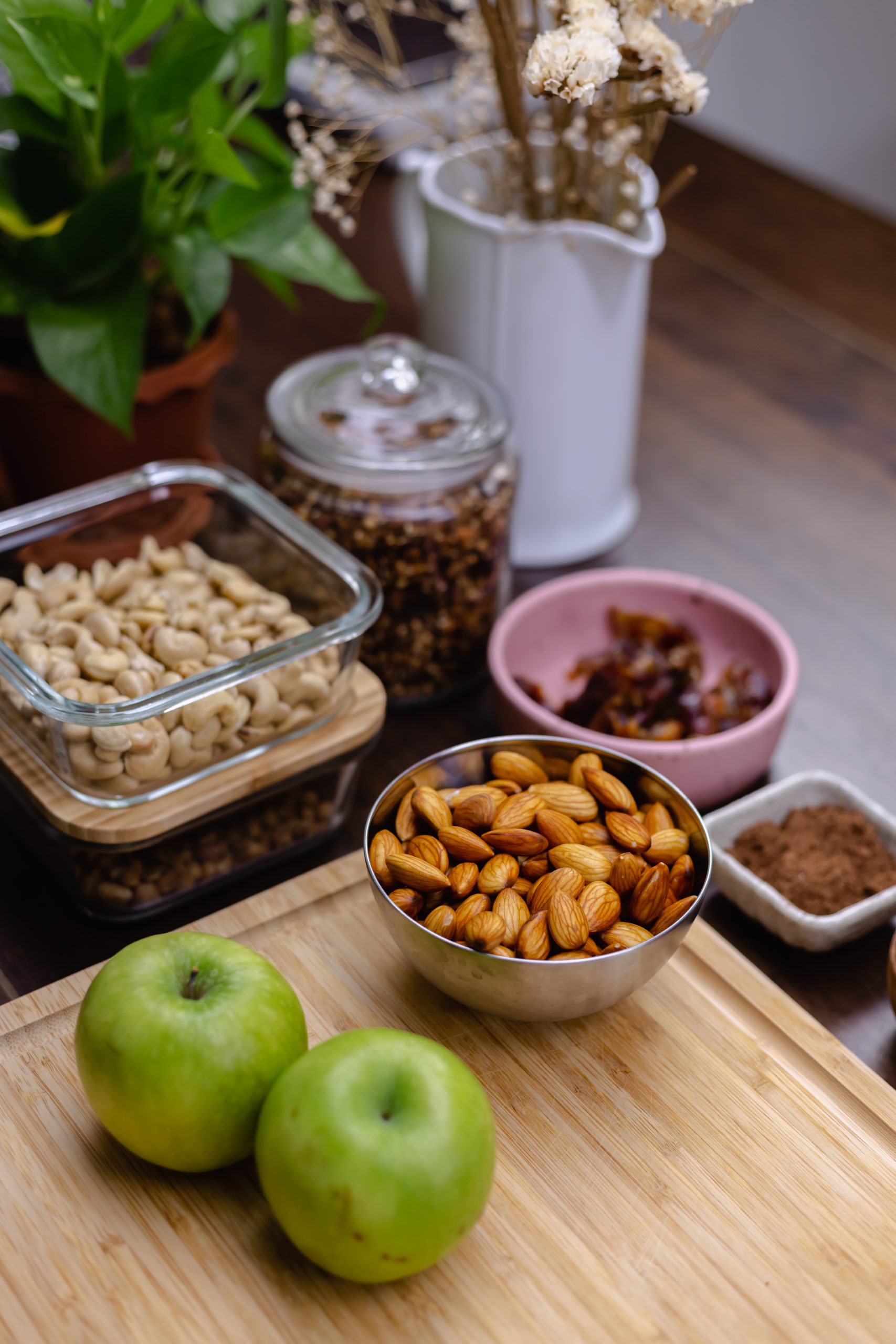 5 Powerful Reasons to Quit Unhealthy Snacking for Good: Reclaim Your Health and Energy