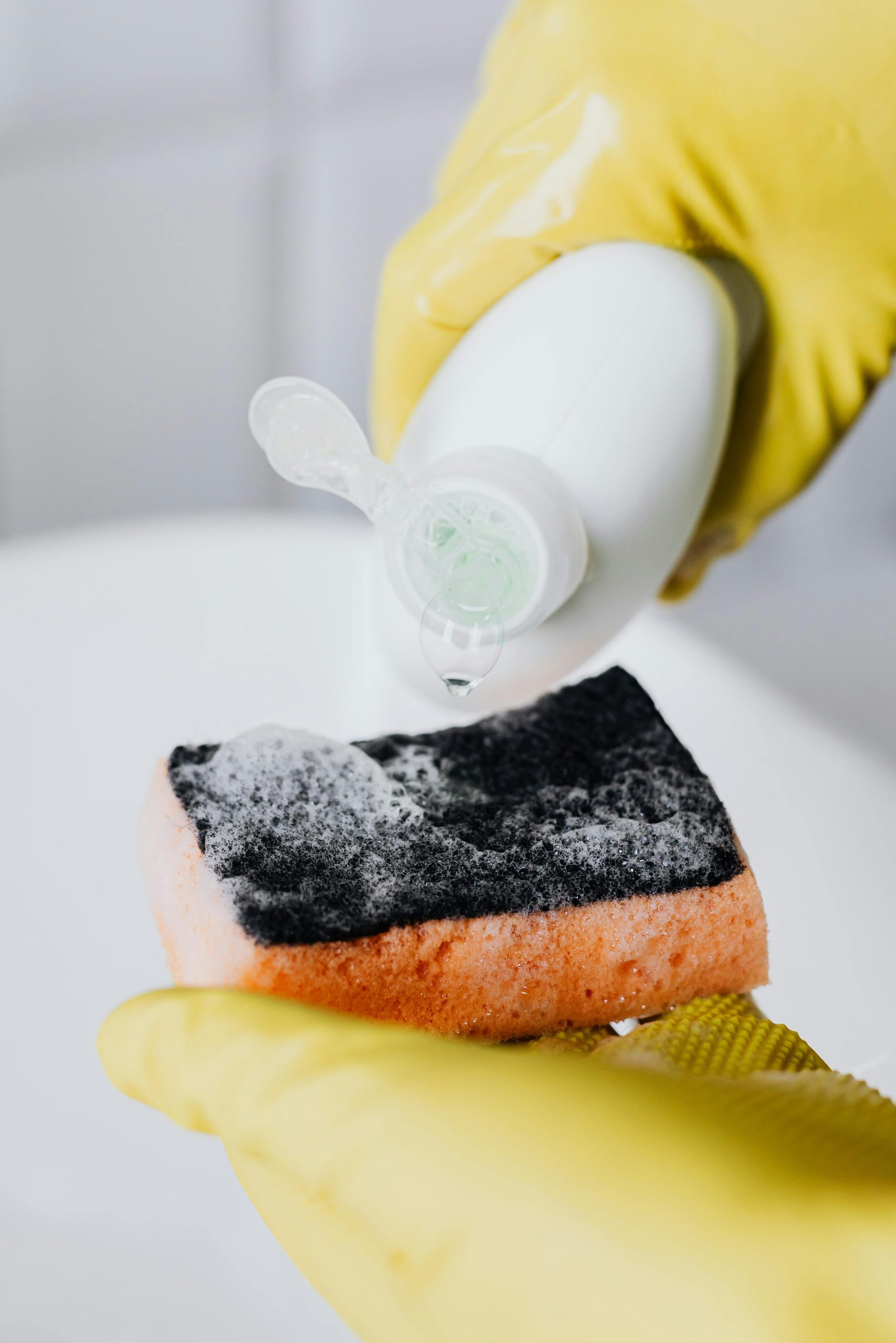 Best Bathroom Cleaners That Actually Work (No Scrubbing Needed)