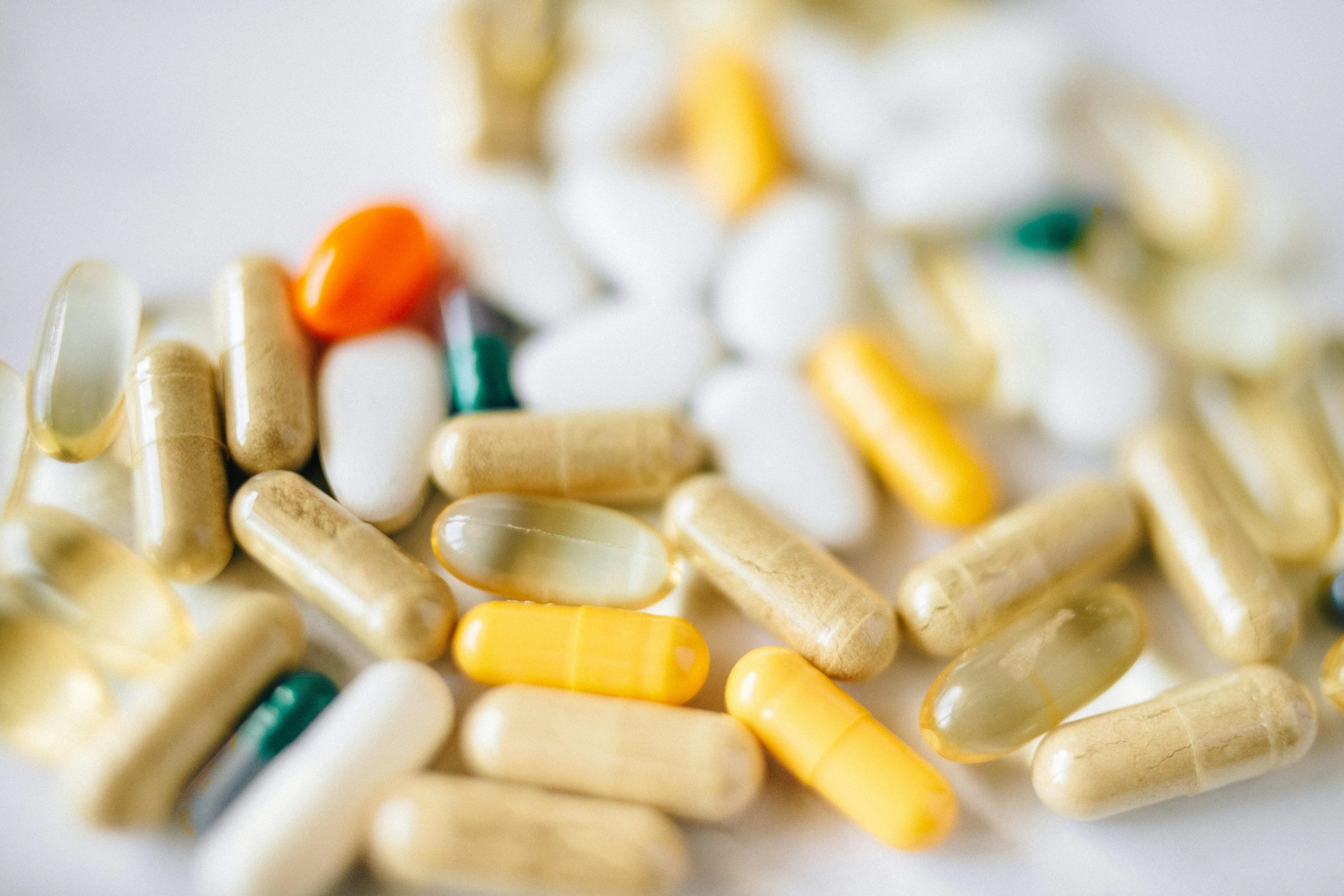 Best Multivitamin for Men: Top 5 Picks for Energy, Strength & Vitality (2025 Guide)