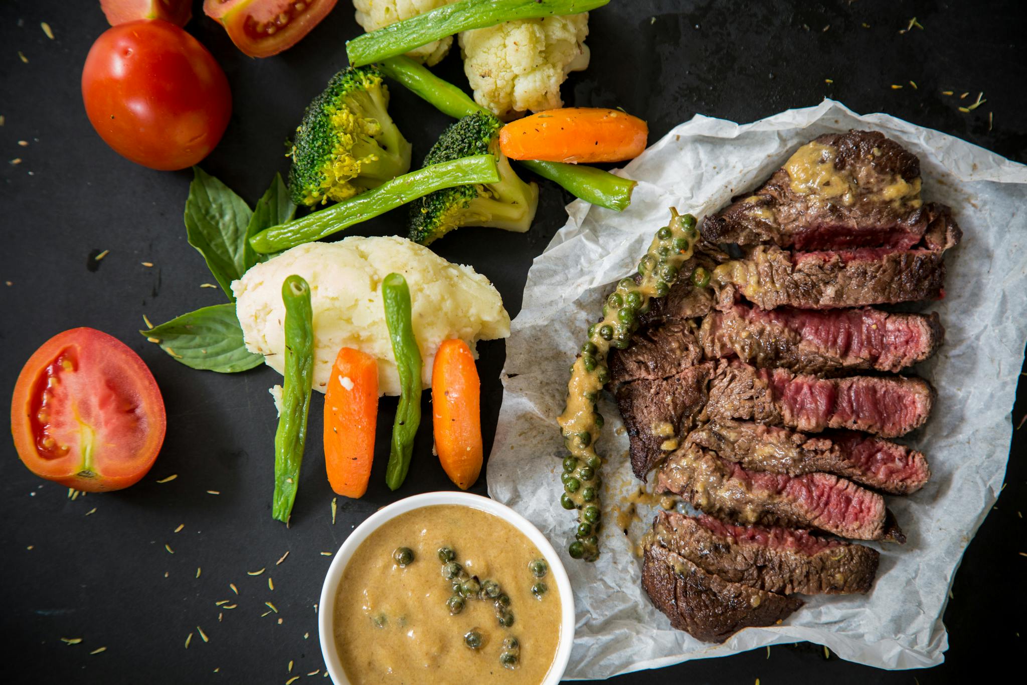 How Much Protein for Weight Loss? A Complete Guide to Getting Lean and Staying Full (2025)